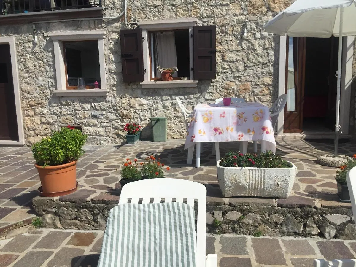 Casa Mary Apartment Brenzone sul Garda