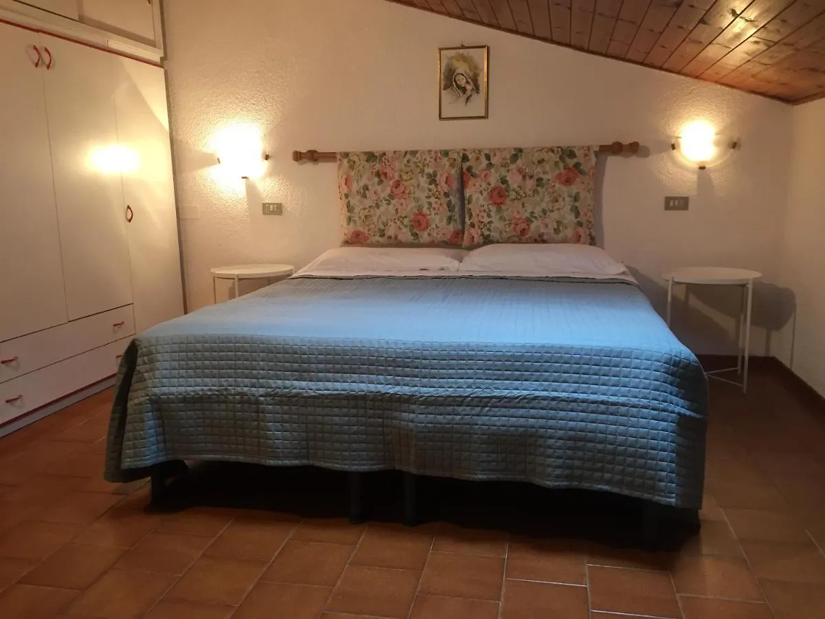 Casa Mary Apartment Brenzone sul Garda Italy